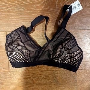 Lululemon Awake to Lace Bra 34 DD Black